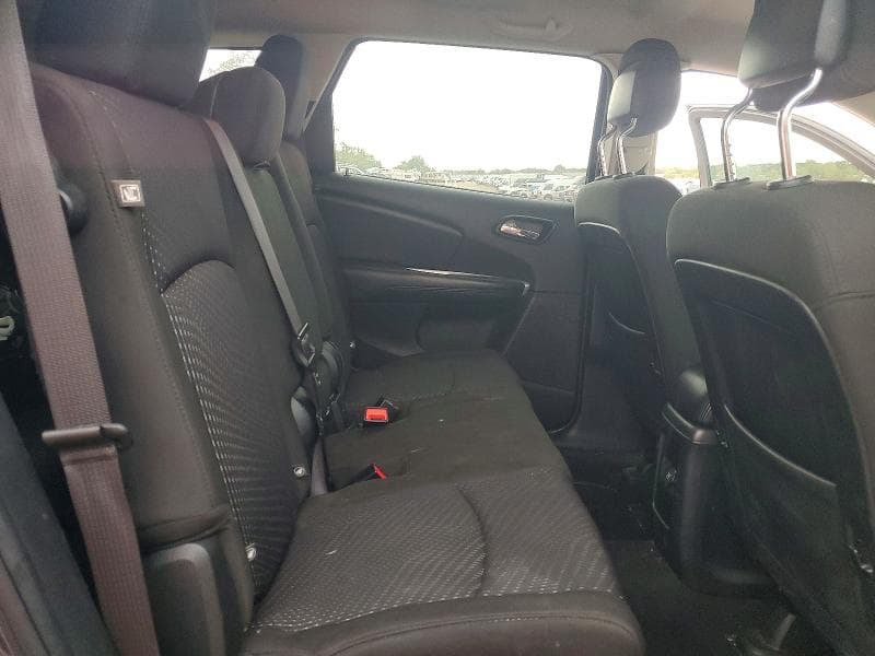 2019 DODGE JOURNEY SE 11