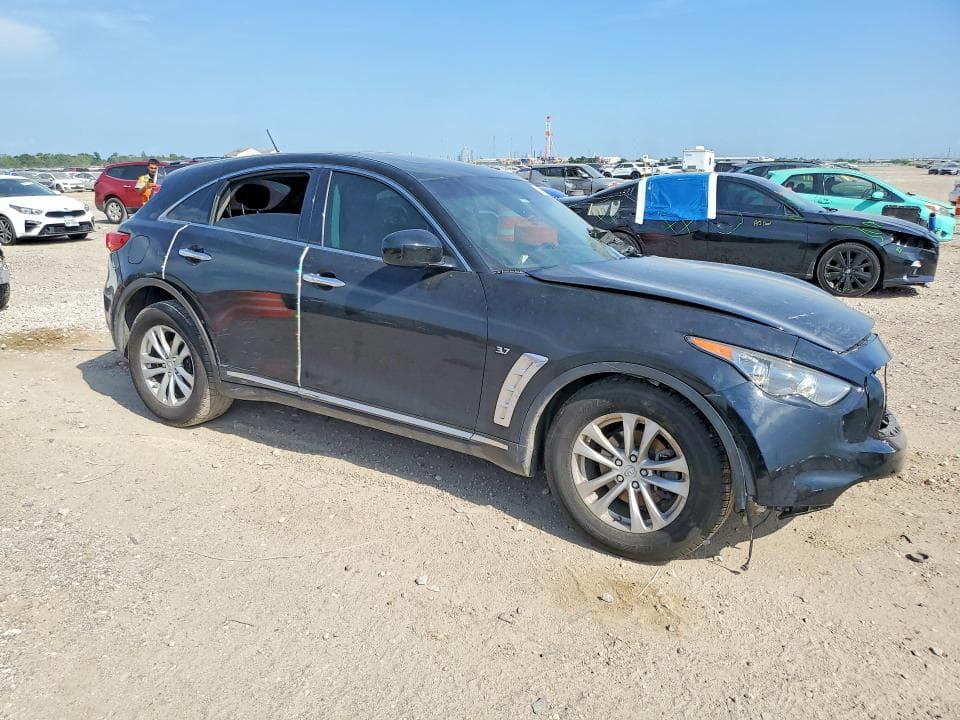 2017 INFINITI QX70 BASE 4