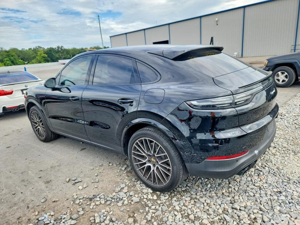 2021 PORSCHE CAYENNE E HYBRID COUPE 2