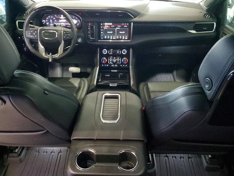 2023 GMC YUKON XL DENALI 8