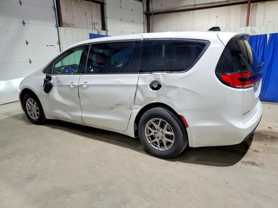 2027 CHRYSLER PACIFICA SELECT 2