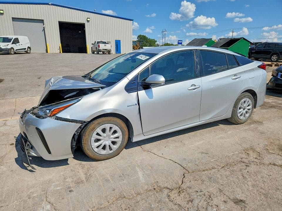 2020 TOYOTA PRIUS LE