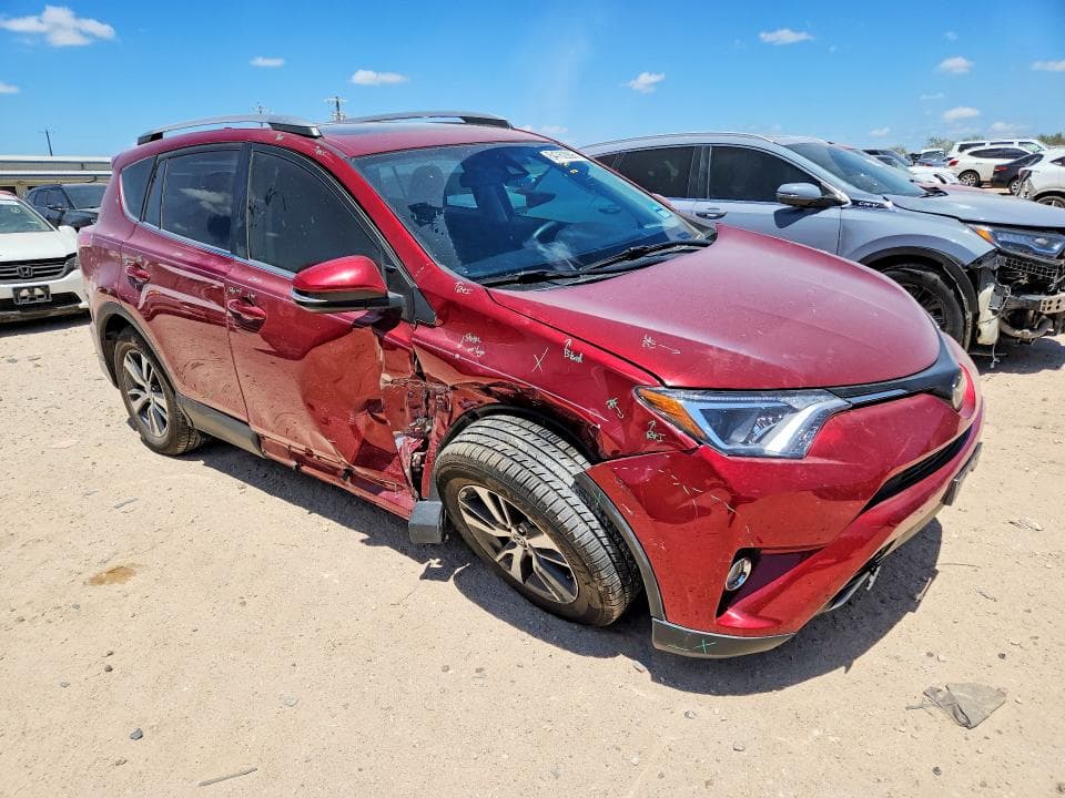 2018 TOYOTA RAV4 XLE 4