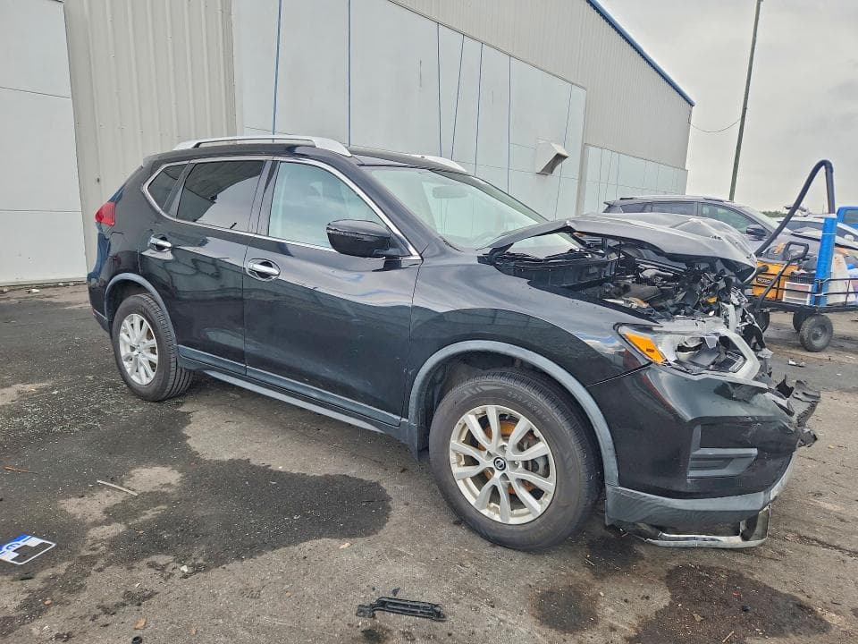 2018 NISSAN ROGUE SV 4