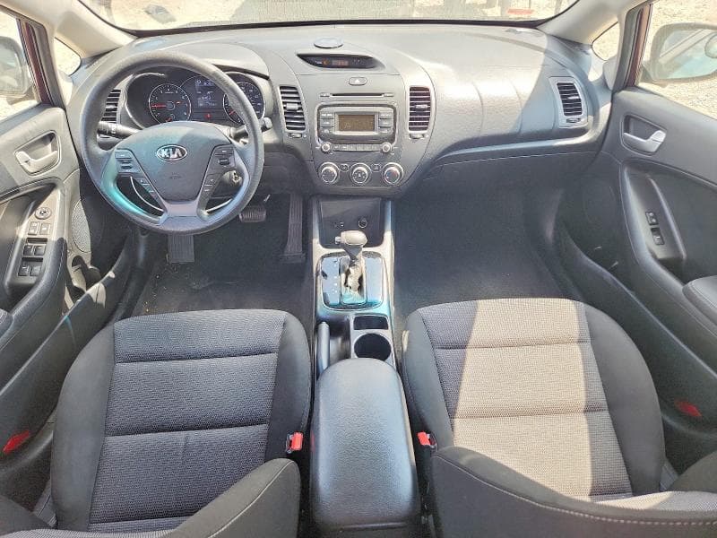 2017 KIA FORTE LX 8