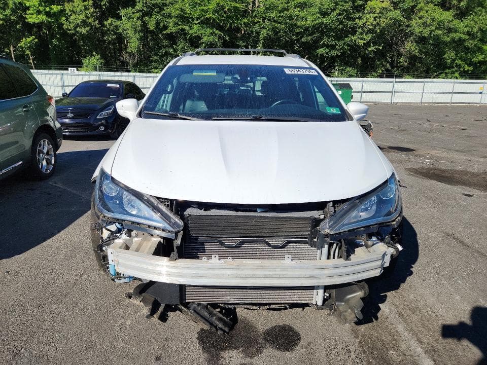 2018 CHRYSLER PACIFICA TOURING L 5