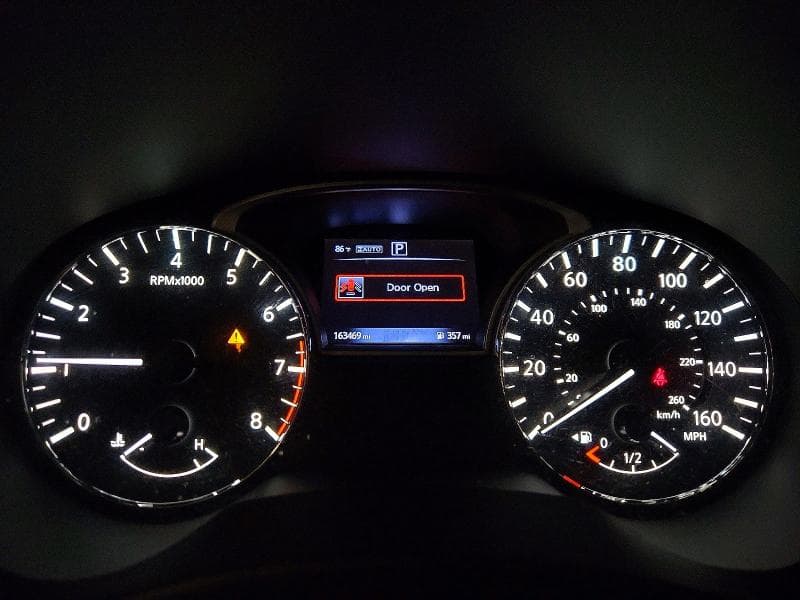 2017 NISSAN PATHFINDER SV 9