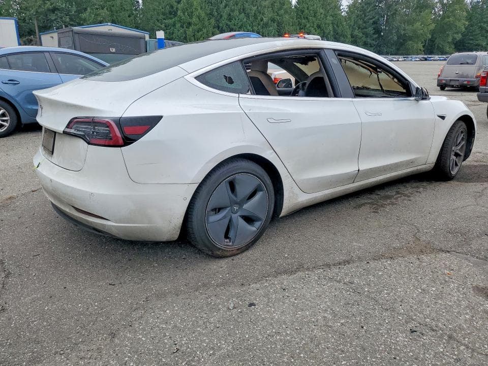 2020 TESLA MODEL 3 3