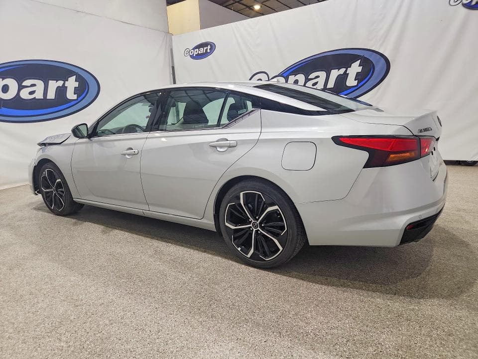 2025 NISSAN ALTIMA SR 2