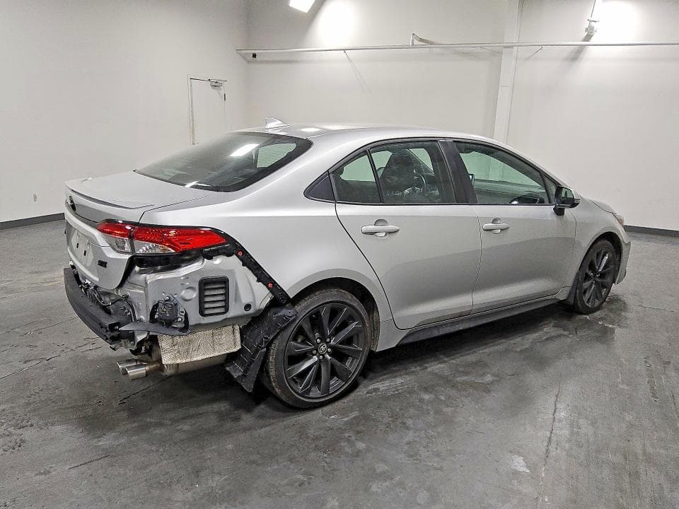 2026 TOYOTA COROLLA SE 3
