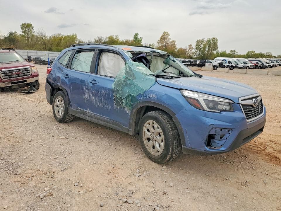 2021 SUBARU FORESTER 4
