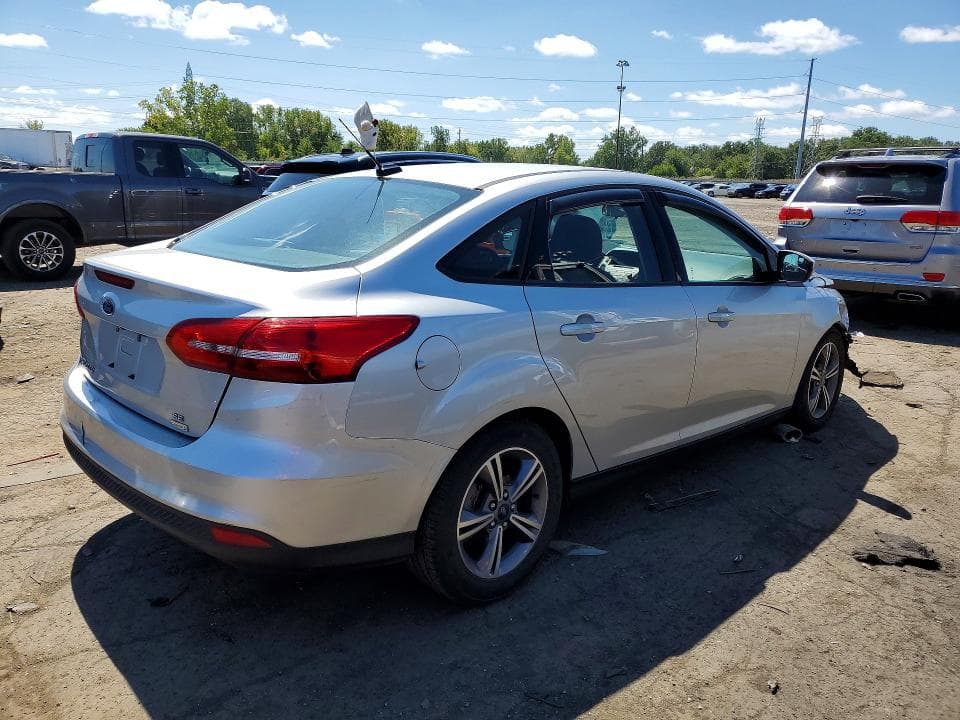 2017 FORD FOCUS SE 3