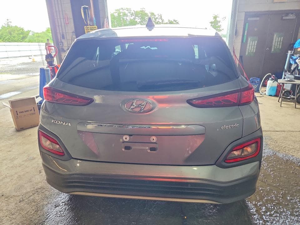 2021 HYUNDAI KONA ULTIMATE 6