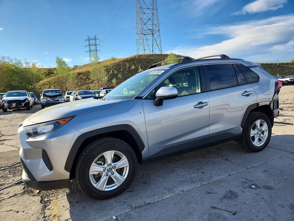 2020 TOYOTA RAV4 LE - 1