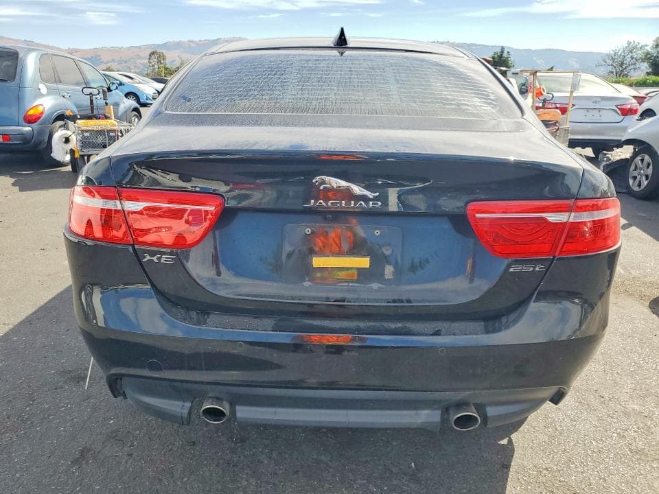 2017 JAGUAR XE PREMIUM 6