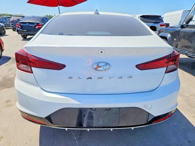 2020 HYUNDAI ELANTRA SEL 6