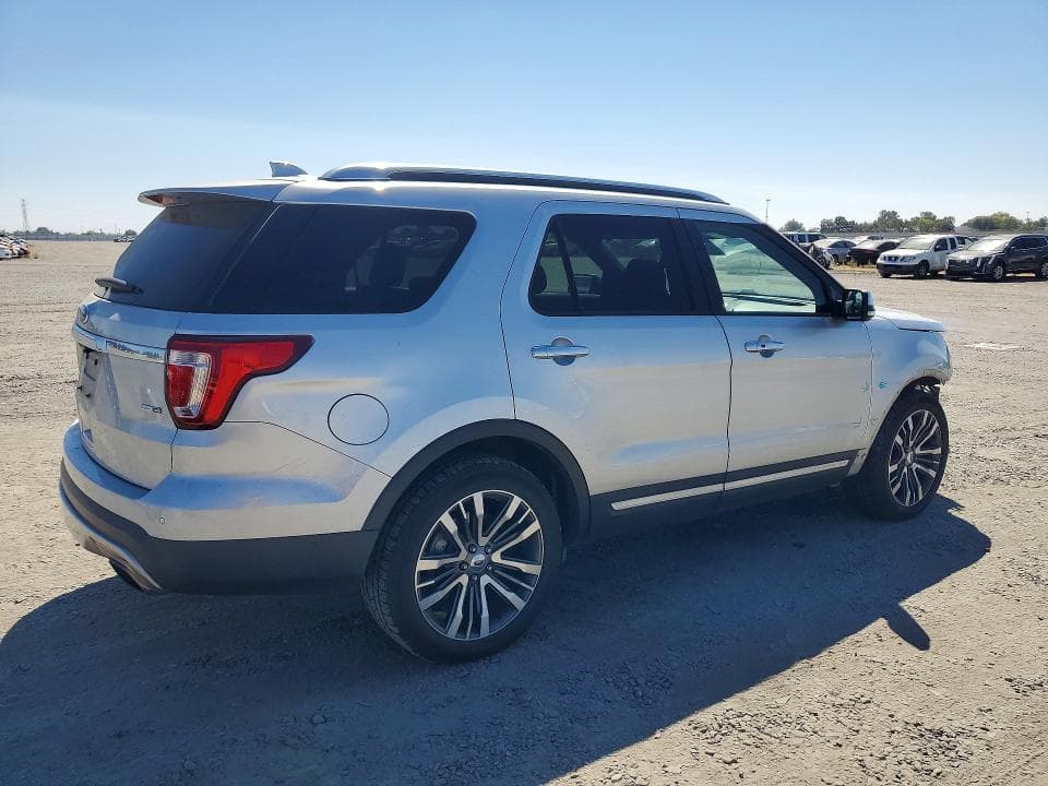 2017 FORD EXPLORER PLATINUM 3