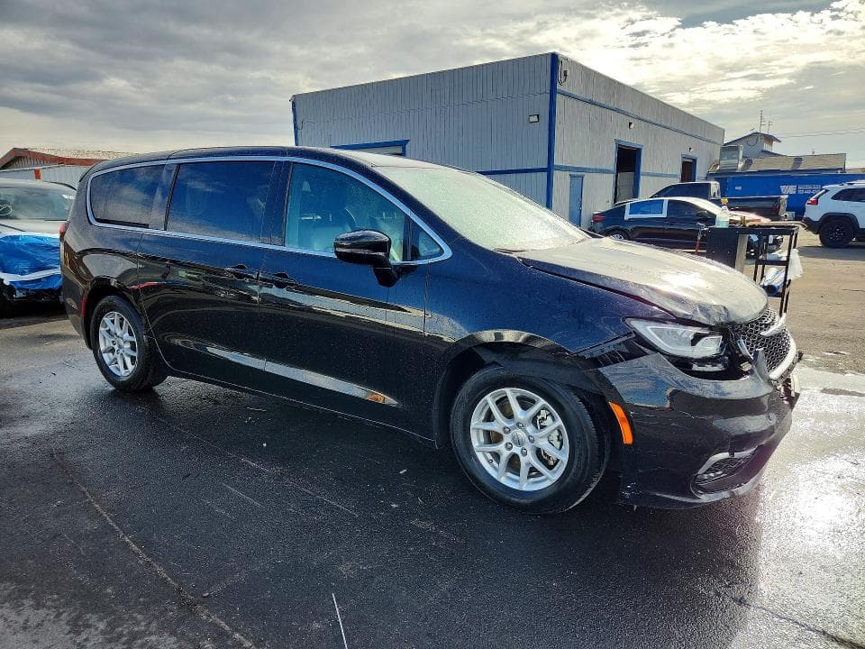 2025 CHRYSLER PACIFICA SELECT 4