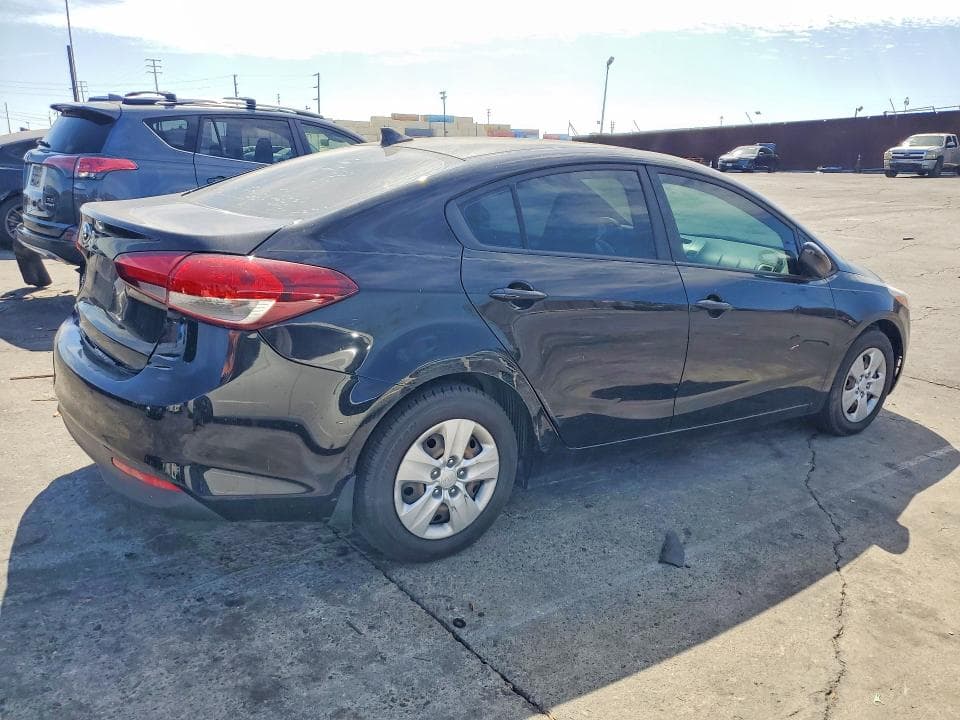2017 KIA FORTE LX 3