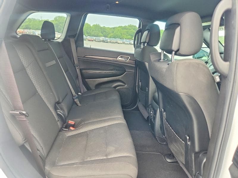 2020 JEEP GRAND CHEROKEE LAREDO 11