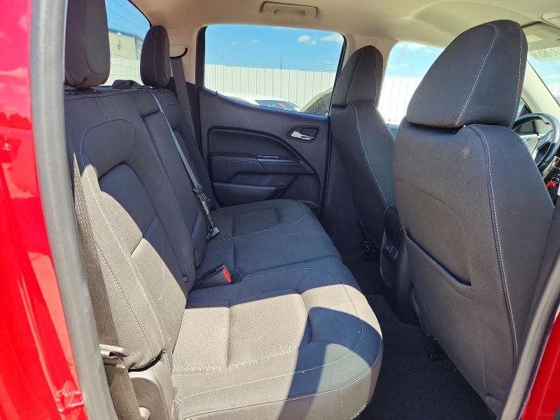 2017 GMC CANYON SLE 10