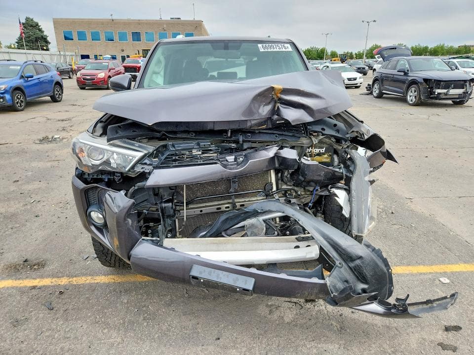 2017 TOYOTA 4RUNNER SR5 5