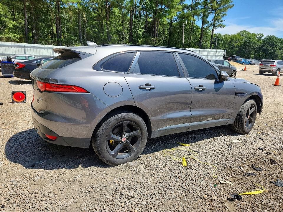 2017 JAGUAR F-PACE PREMIUM 3