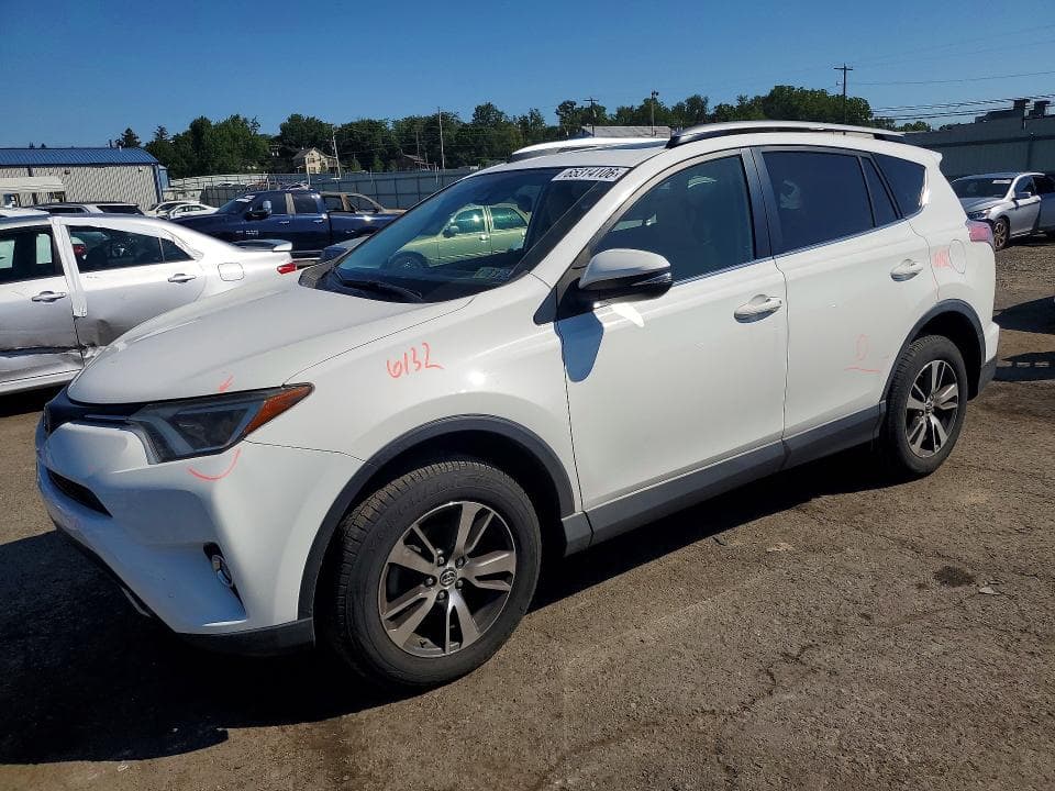 2017 TOYOTA RAV4 XLE - 1