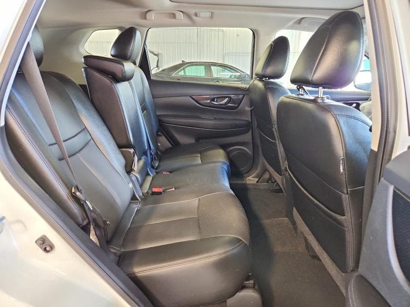 2017 NISSAN ROGUE SL 11