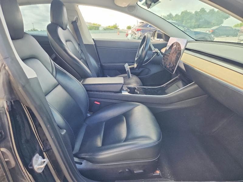2019 TESLA MODEL 3 7