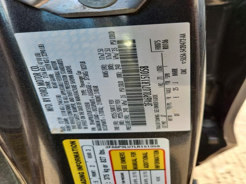 2020 FORD FUSION SE 13