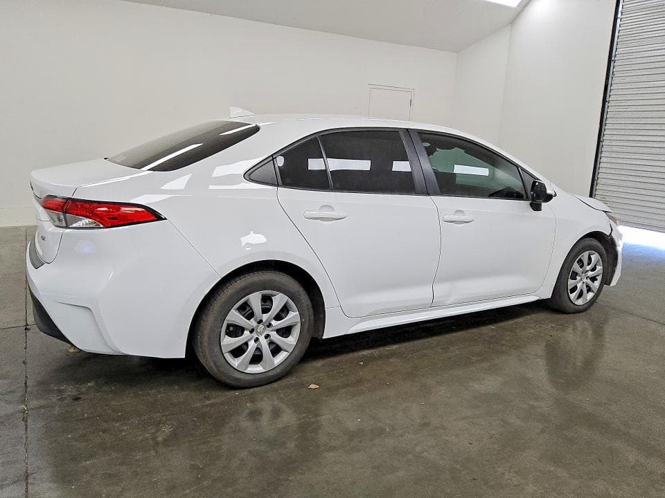 2024 TOYOTA COROLLA LE 3