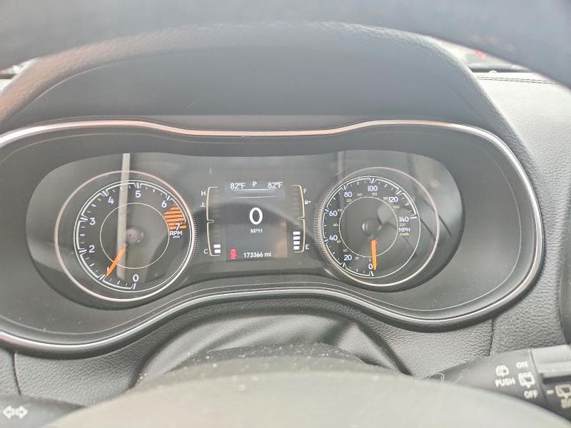 2019 JEEP CHEROKEE LATITUDE PLUS 9