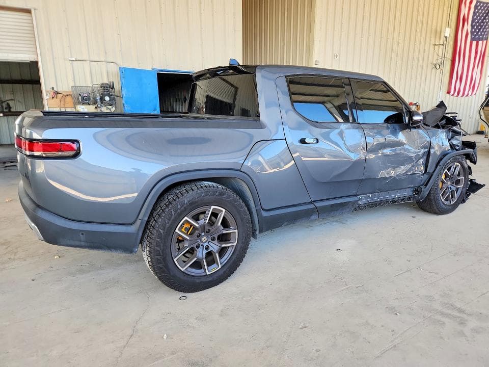 2022 RIVIAN R1T ADVENTURE 3