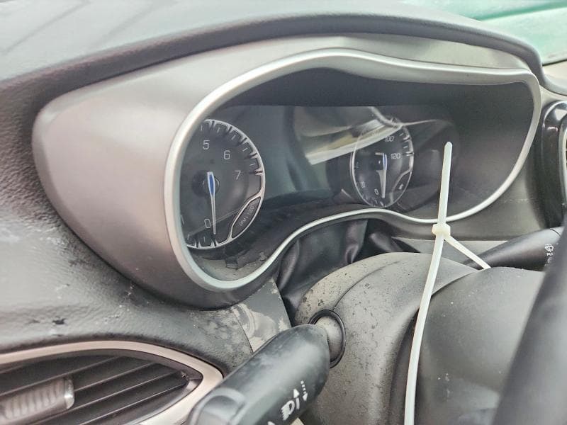 2024 CHRYSLER PACIFICA TOURING L 9