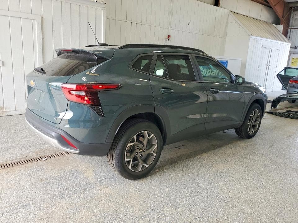 2025 CHEVROLET TRAX 1LT 3