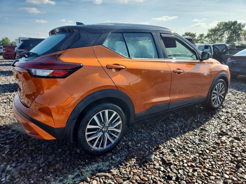 2021 NISSAN KICKS SV 3