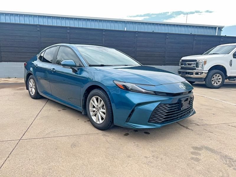 2025 TOYOTA CAMRY LE - 1