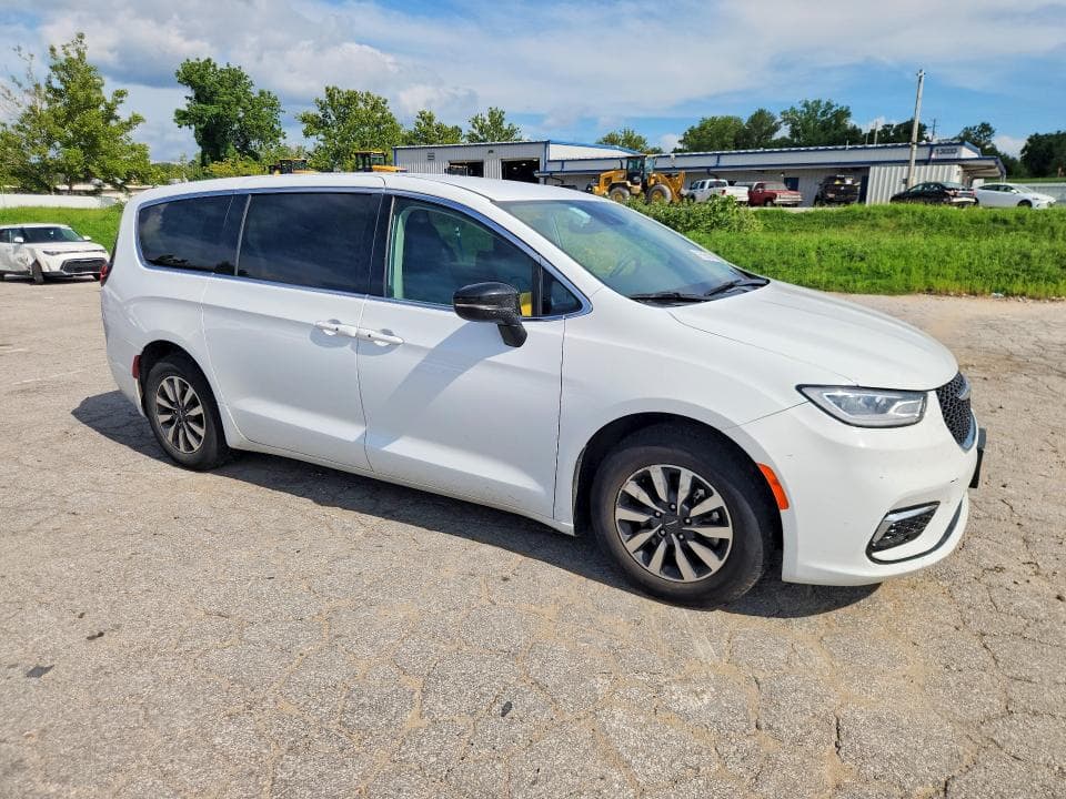 2024 CHRYSLER PACIFICA HYBRID SELECT 4