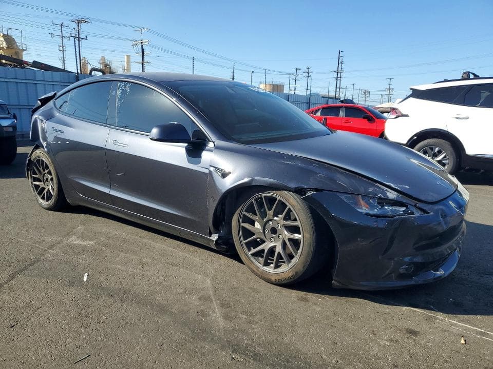 2025 TESLA MODEL 3 4