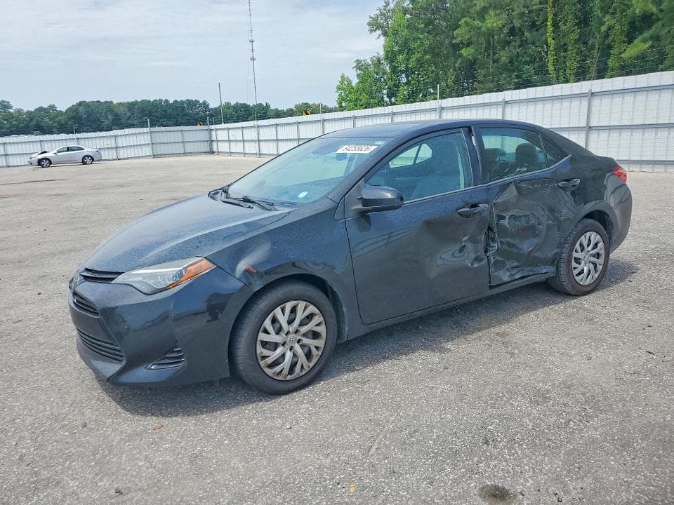 2017 TOYOTA COROLLA - 1