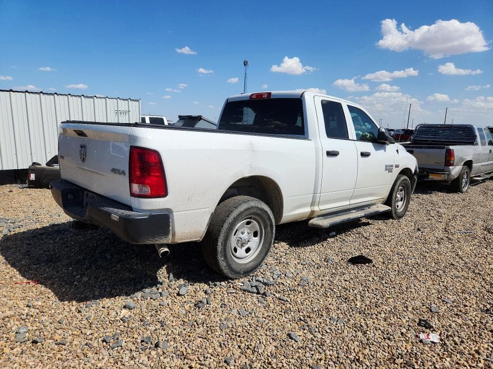 2022 RAM 1500 CLASSIC TRADESMAN 3