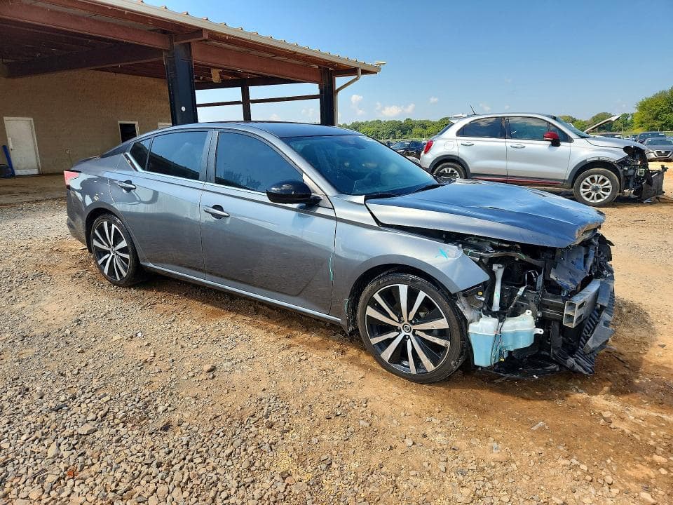 2020 NISSAN ALTIMA SR 4