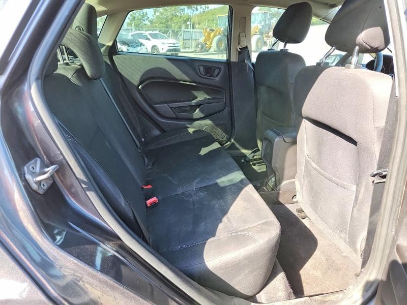 2017 FORD FIESTA SE 10