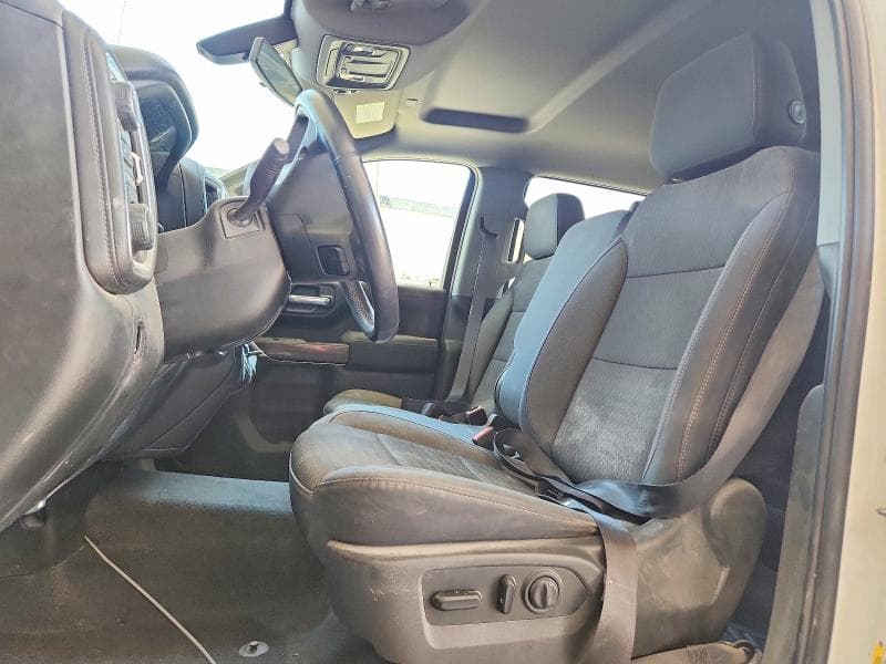 2019 CHEVROLET SILVERADO K1500 RST 7