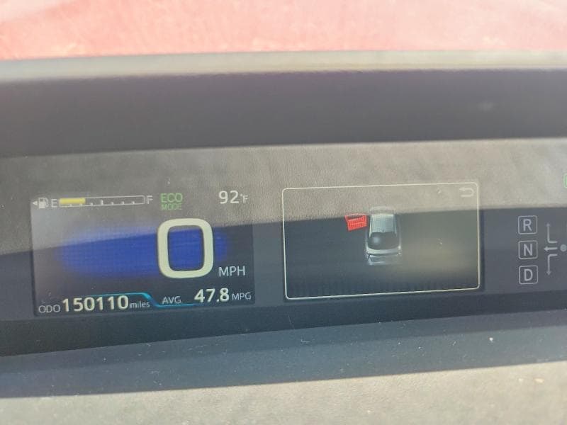 2018 TOYOTA PRIUS TWO 9