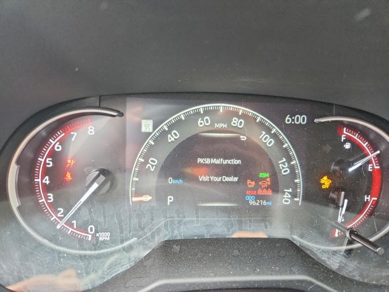 2024 TOYOTA RAV4 XLE PREMIUM 9