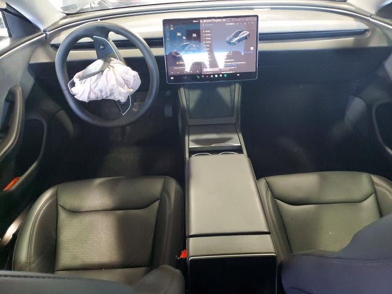 2025 TESLA MODEL 3 8