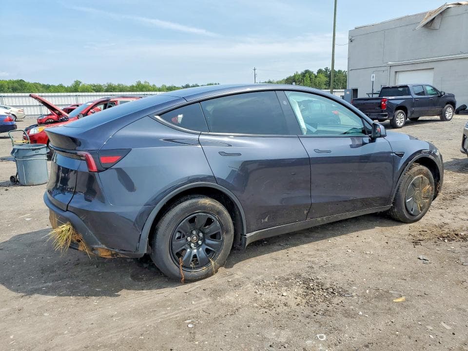2026 TESLA MODEL Y 3