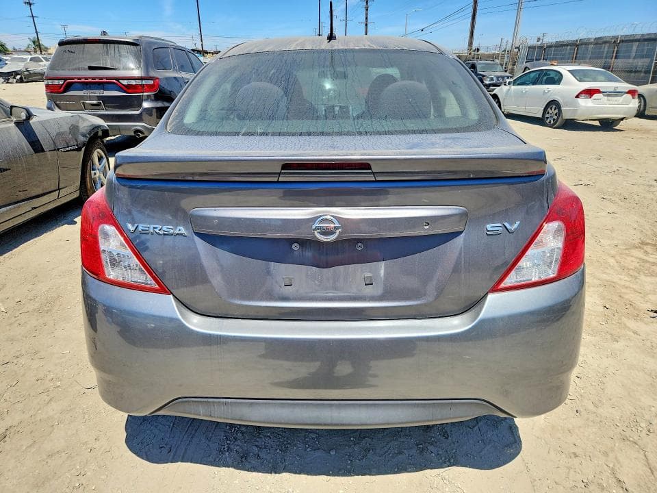 2017 NISSAN VERSA 1.6 SV 6